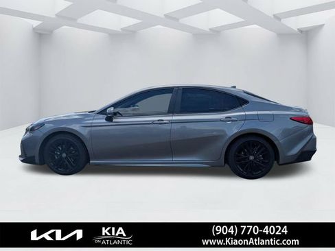 Used 2025 Toyota Camry SE w/ Multimedia Upgrade Package FWD image 6