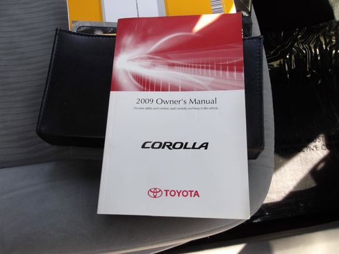 Used 2009 Toyota Corolla XLE image 19
