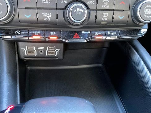 Used 2024 Dodge Durango GT image 15