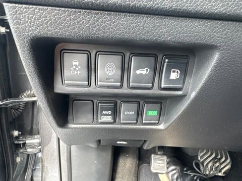 Certified 2019 Nissan Rogue SV AWD/4WD image 15