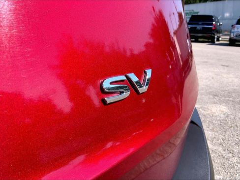 Used 2023 Nissan Rogue SV FWD image 10
