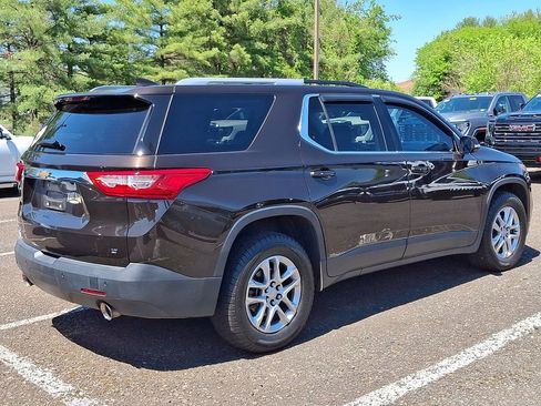 Certified 2018 Chevrolet Traverse LT AWD/4WD image 4