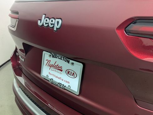 Used 2023 Jeep Grand Cherokee L Summit image 8