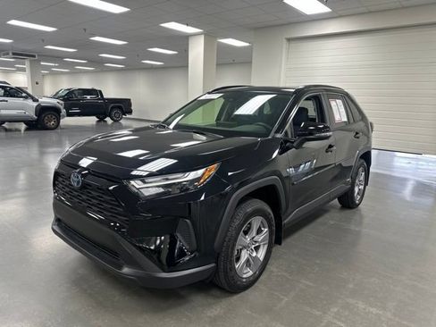 Certified 2024 Toyota RAV4 XLE AWD/4WD image 3