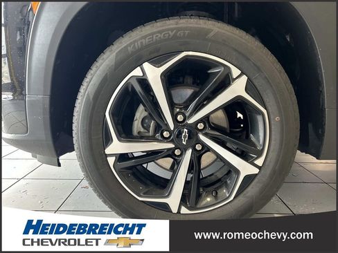 Certified 2023 Chevrolet TrailBlazer RS w/ Convenience Package image 7