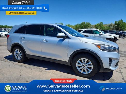 Used 2019 Kia Sorento AWD V6 image 5
