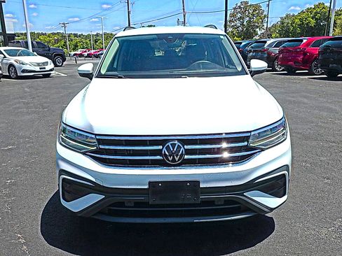 Used 2024 Volkswagen Tiguan S FWD image 2