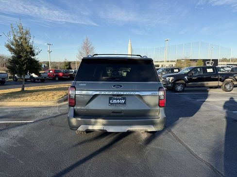 Used 2019 Ford Expedition Max Platinum image 6