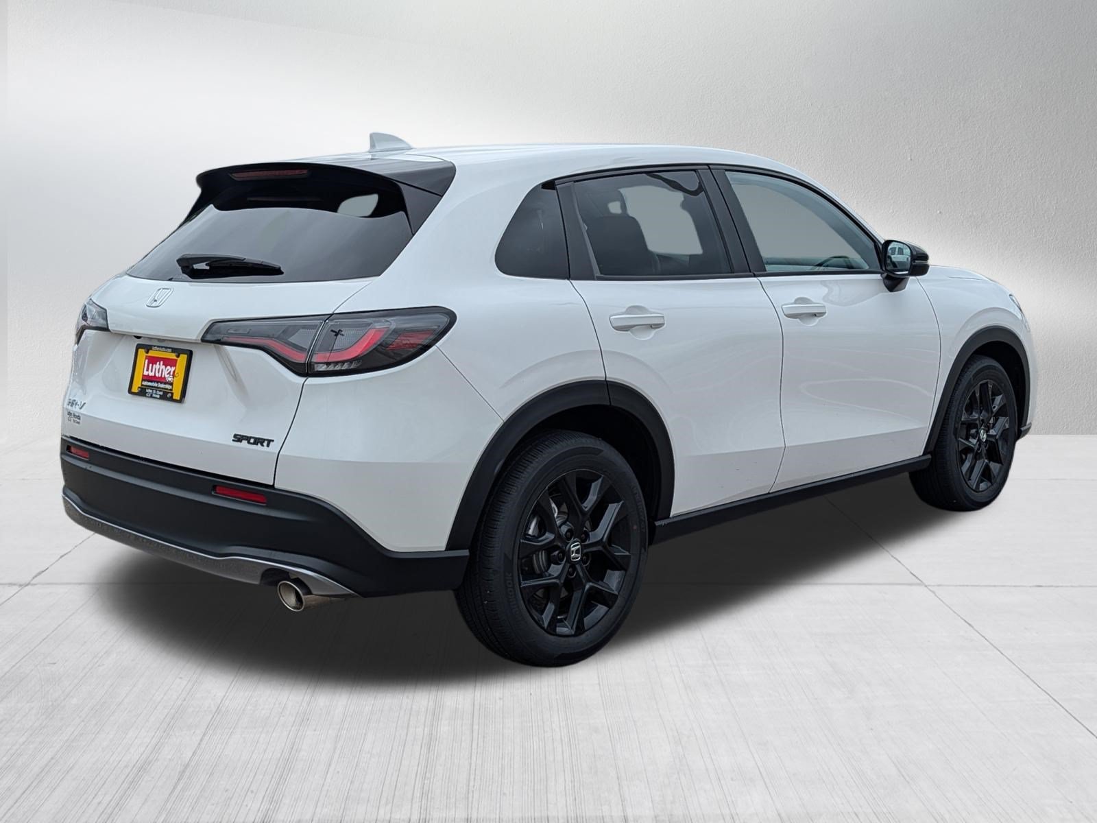 Used 2025 Honda HR-V Sport image 7