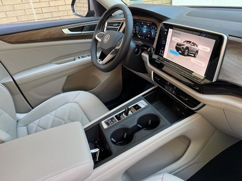 New 2026 Volkswagen Atlas SE AWD/4WD image 15
