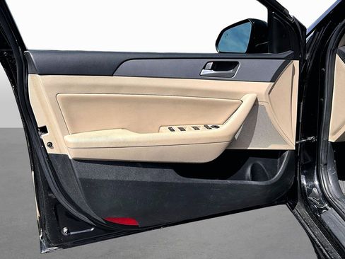 Used 2019 Hyundai Sonata SEL FWD image 16