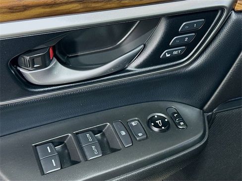 Used 2019 Honda CR-V EX-L image 16