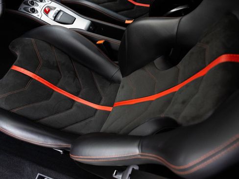 Used 2012 Ferrari 458 Italia Coupe RWD image 39