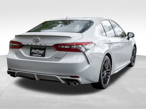Used 2024 Toyota Camry XSE FWD image 4