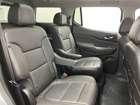Used 2023 GMC Acadia SLT w/ Elevation Edition FWD image 39