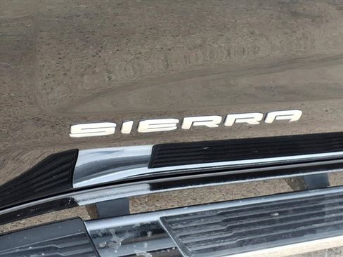 Used 2020 GMC Sierra 1500 SLT image 11