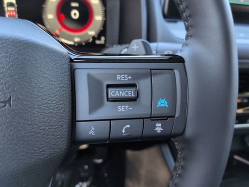 Certified 2025 Nissan Rogue SL w/ SL Premium Package FWD image 26