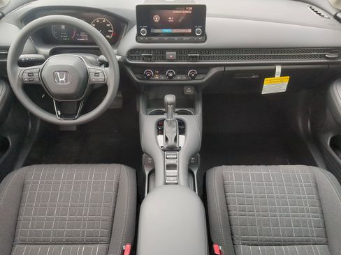 Certified 2025 Honda HR-V LX image 14
