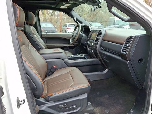 Used 2020 Ford Expedition King Ranch image 11