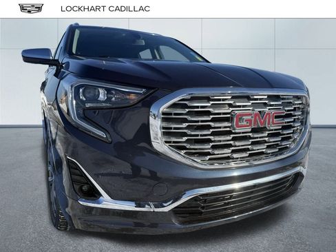 Used 2019 GMC Terrain Denali w/ Comfort Package image 8