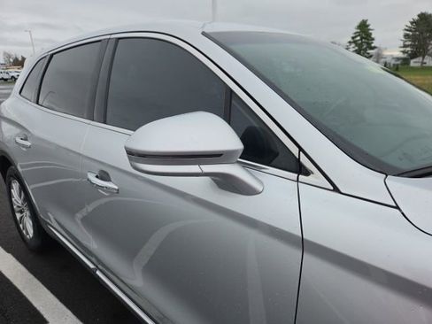 Used 2017 Lincoln MKX Select w/ Select Plus Package image 5