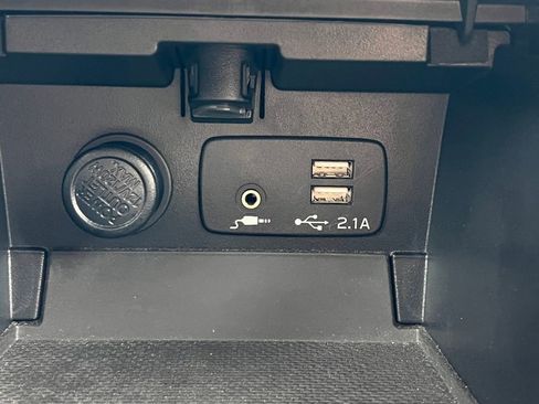 Used 2019 Subaru Outback 2.5i Premium image 28