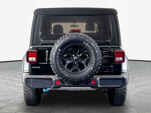 Used 2023 Jeep Wrangler Unlimited AWD/4WD image 4