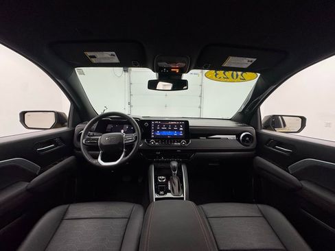 Used 2023 Chevrolet Colorado Z71 w/ Z71 Convenience Package 2 image 3