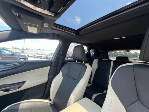 Used 2024 Lexus NX 250 FWD image 17