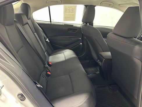 Used 2025 Toyota Corolla LE image 51