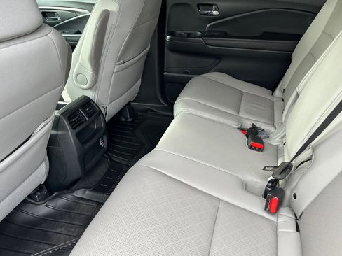 Used 2021 Honda Passport EX-L image 9