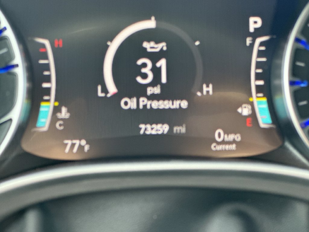 Used 2025 Chrysler Pacifica Select FWD image 13