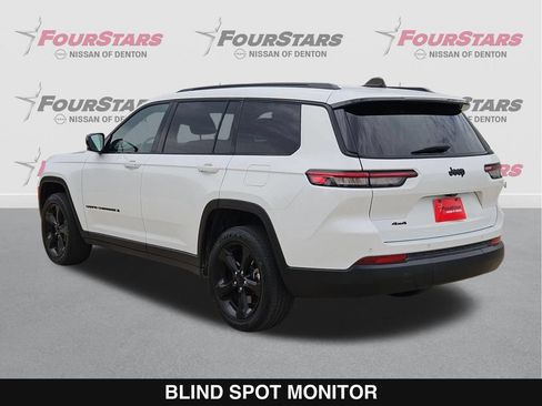 Used 2023 Jeep Grand Cherokee L Laredo AWD/4WD image 7