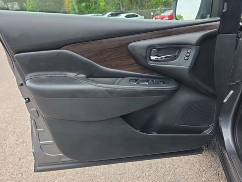 Used 2019 Nissan Murano Platinum FWD image 22