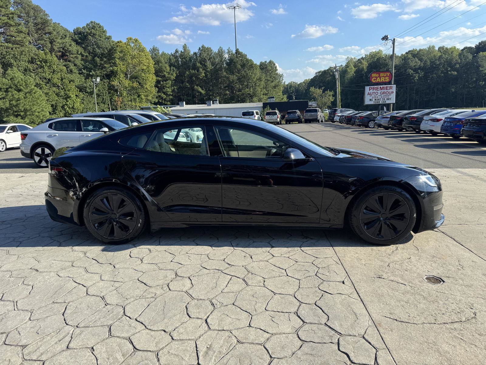 Used 2022 Tesla Model S Standard Range AWD/4WD image 17