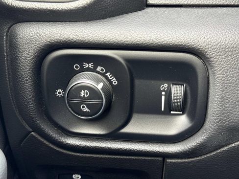 Used 2023 RAM 1500 Big Horn image 22