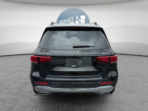 Used 2023 Mercedes-Benz GLB 250 4MATIC image 5