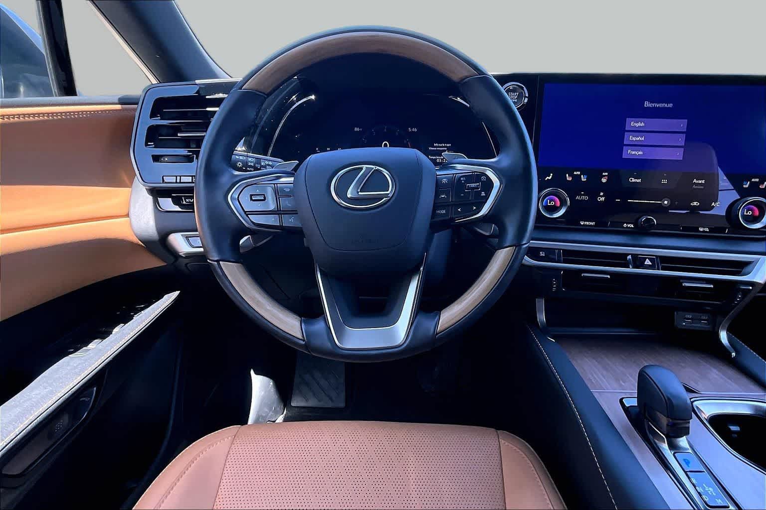Used 2025 Lexus RX 350 FWD image 6