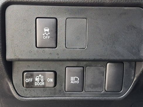 Certified 2023 Toyota Tacoma SR5 AWD/4WD image 24