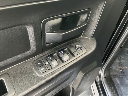 Used 2019 RAM 1500 Express w/ Express Value Package image 13