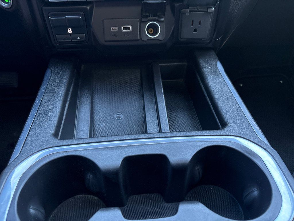 Used 2021 GMC Sierra 2500 AT4 w/ AT4 Premium Plus Package AWD/4WD image 32