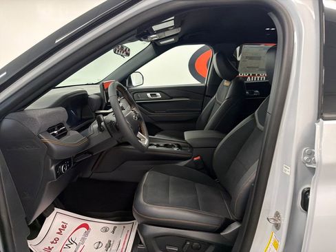 New 2026 Ford Explorer Tremor AWD/4WD image 8
