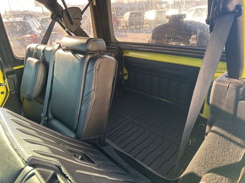 Used 2022 Jeep Wrangler Unlimited Sahara w/ Cold Weather Group image 29