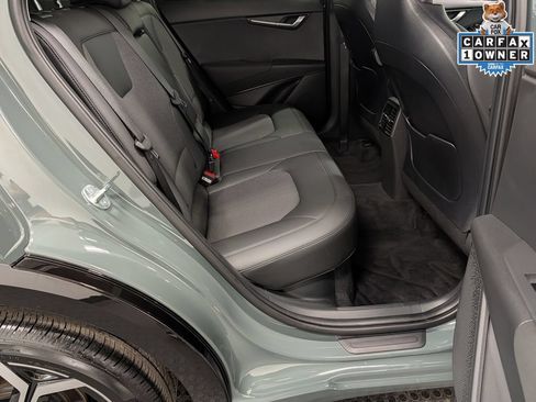 Certified 2025 Kia Niro EX Touring FWD image 32