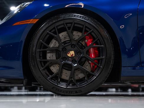 Used 2023 Porsche 911 Carrera 4 GTS image 12