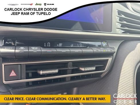 Used 2025 Toyota Camry SE FWD image 21