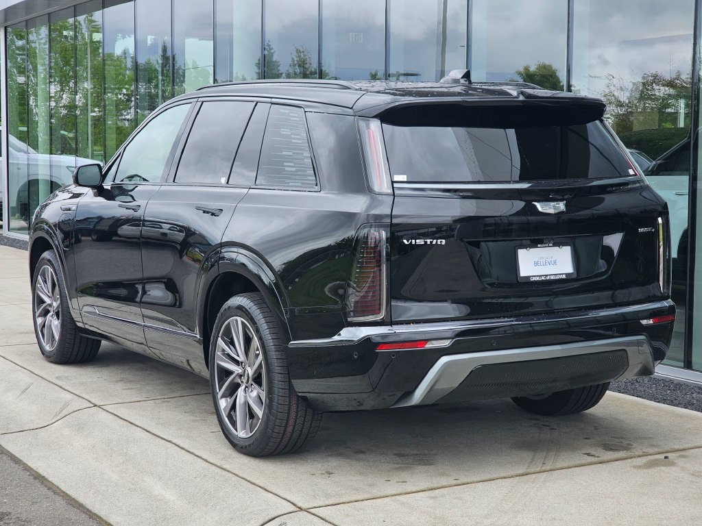 Used 2026 Cadillac Vistiq Sport AWD/4WD image 3