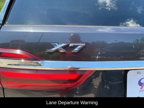 Used 2022 BMW X7 xDrive40i image 12