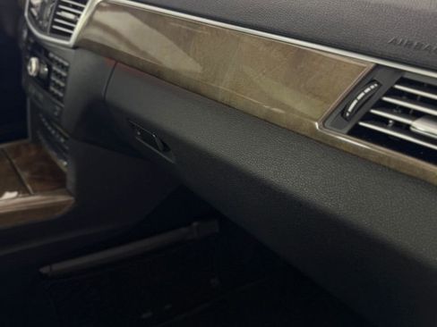 Used 2010 Mercedes-Benz E 350 Sedan image 25