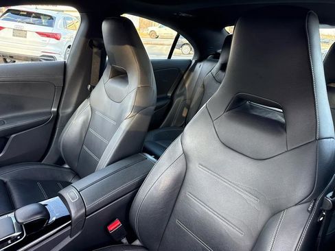 Used 2020 Mercedes-Benz CLA 250 4MATIC image 21